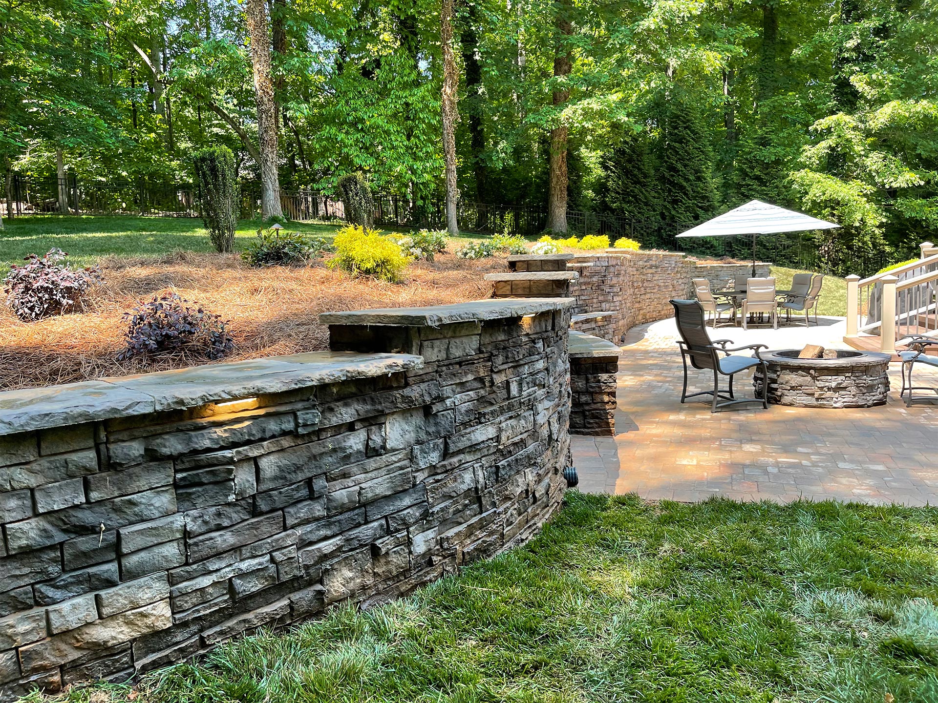 Stone retaining wall built by TN Hardscapes